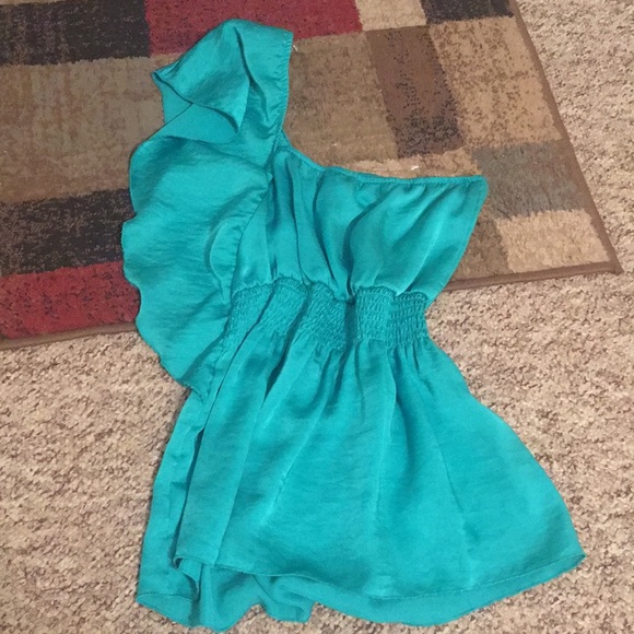 One sleeve-turquoise silk top. Size Small - Picture 3 of 4